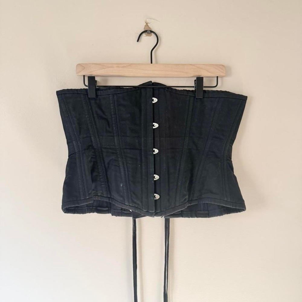 Alter Ego Black Corset Size 30 Long Structured Boning Silver ren faire waist